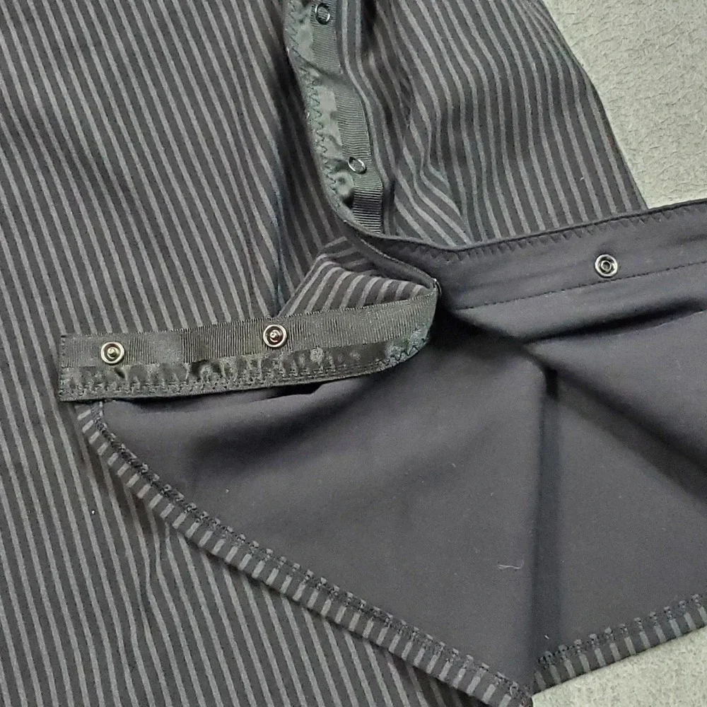 Lululemon Women Black Scarf Striped  Vinyasa Infinity Snap